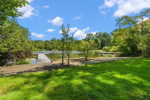 A home in Bloomfield Twp