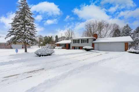 A home in Grand Blanc Twp