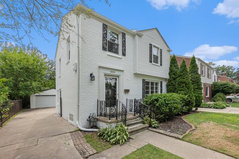 A home in Grosse Pointe Woods