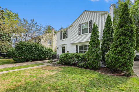 A home in Grosse Pointe Woods