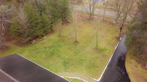 A home in Birch Run Twp