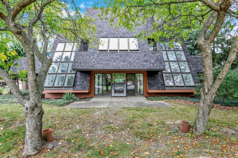 A home in East Lansing