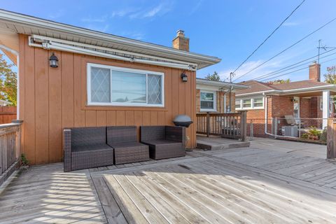 A home in Dearborn Heights