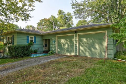 A home in Swan Creek Twp