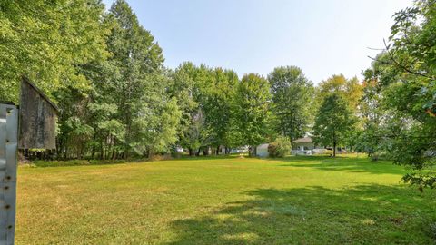 A home in Swan Creek Twp