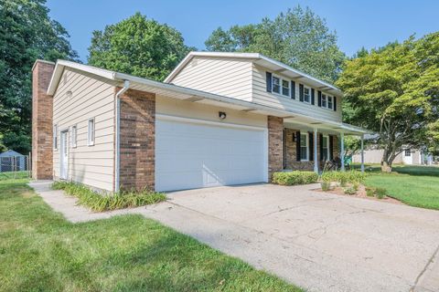 A home in Fruitland Twp