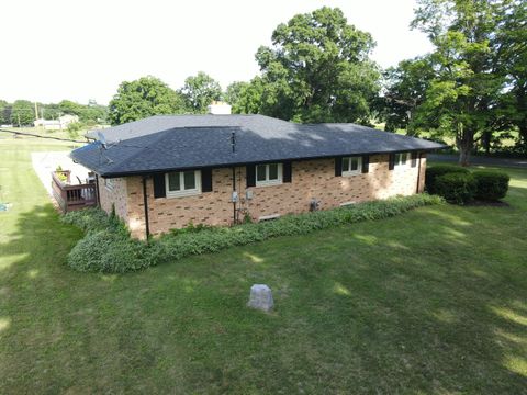 A home in Paw Paw Twp