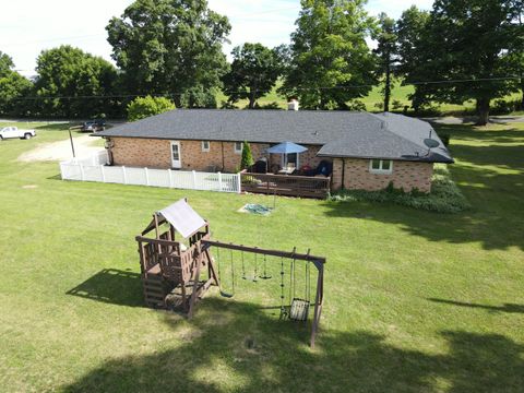 A home in Paw Paw Twp