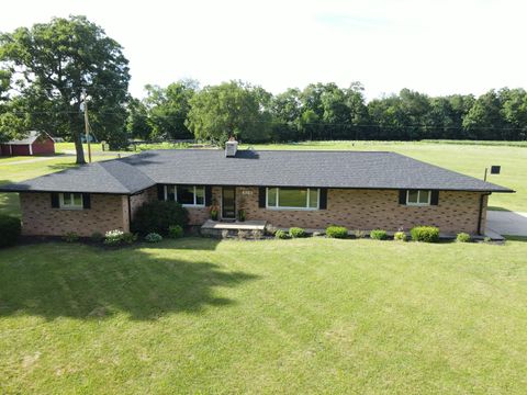 A home in Paw Paw Twp