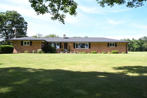 A home in Paw Paw Twp