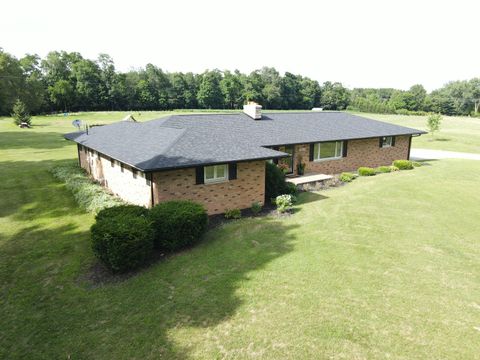 A home in Paw Paw Twp