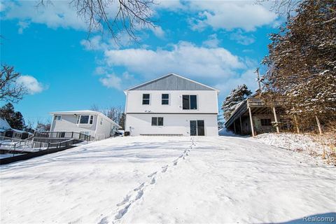 A home in Fenton Twp