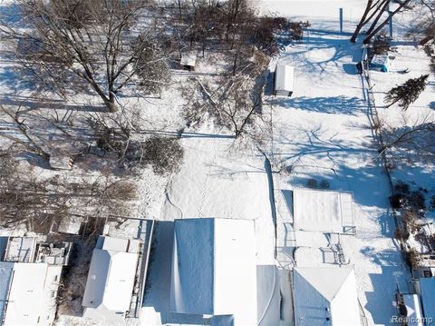 A home in Fenton Twp