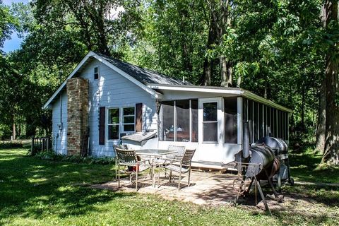 A home in Cheshire Twp