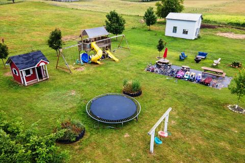 A home in Aetna Twp