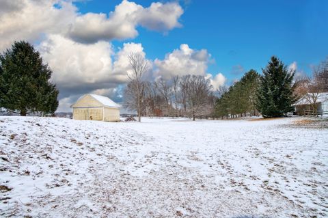 A home in Stockbridge Twp