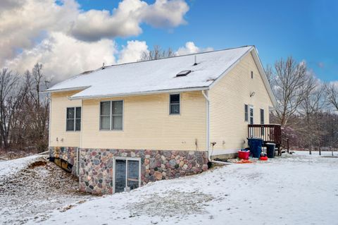 A home in Stockbridge Twp