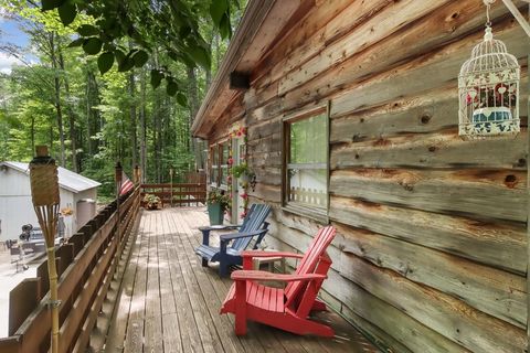 A home in Kalkaska Twp