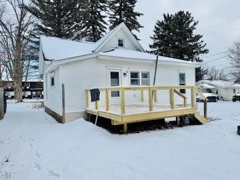 A home in Lake Odessa Vlg