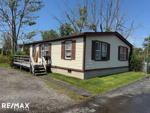 A home in Algonac