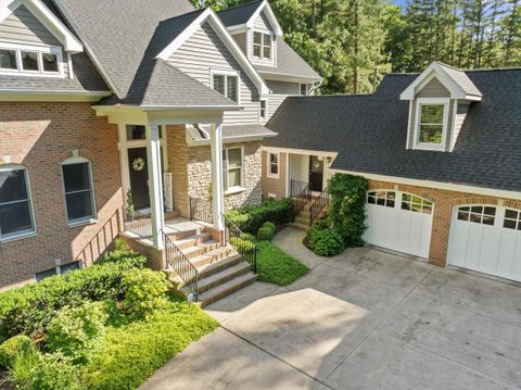 A home in Dowagiac