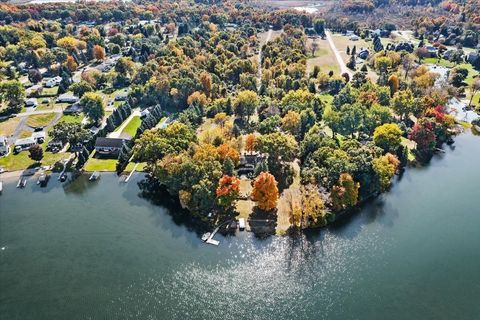 2045 E WARDLOW Road Highland Charter Township MI 48356