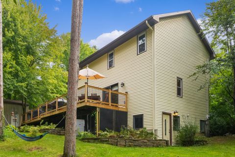 A home in Courtland Twp