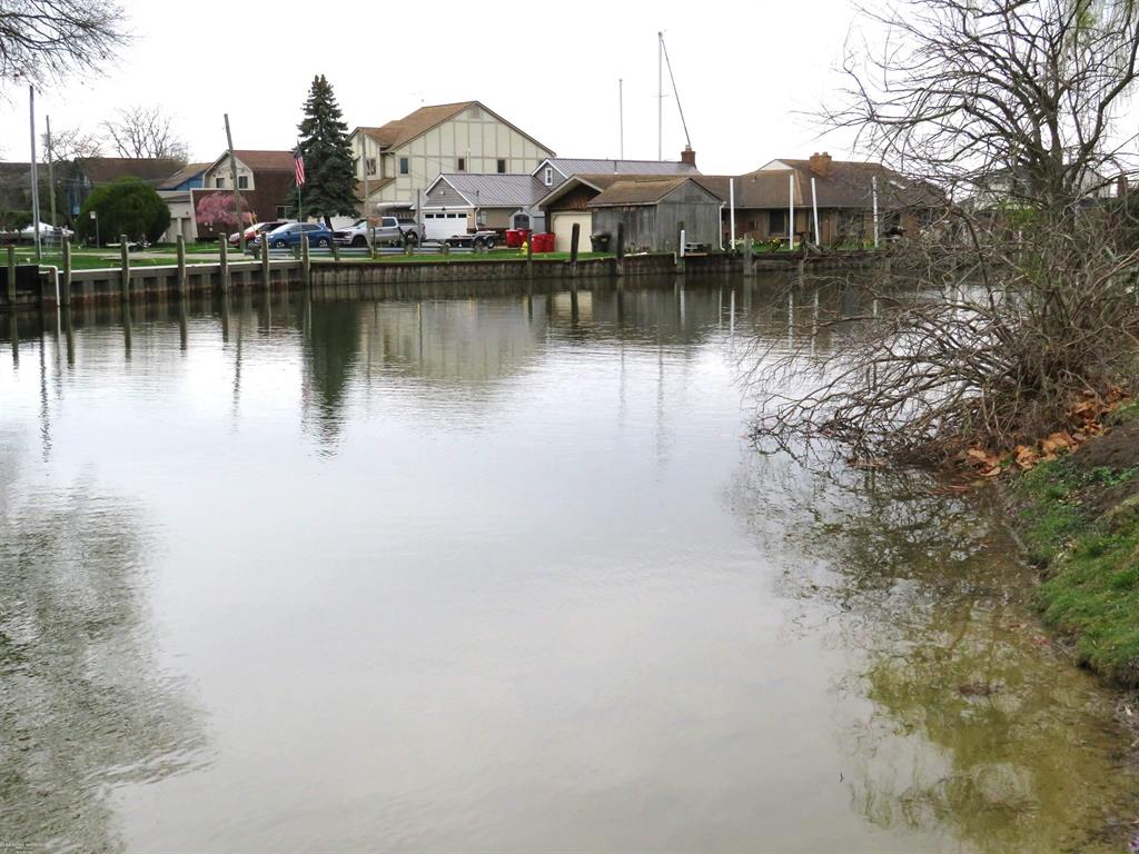 Harrison Township, Michigan 48045, United States, ,Land,Active,33202