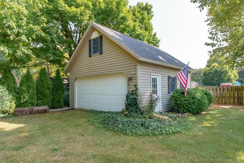 A home in Schoolcraft Vlg