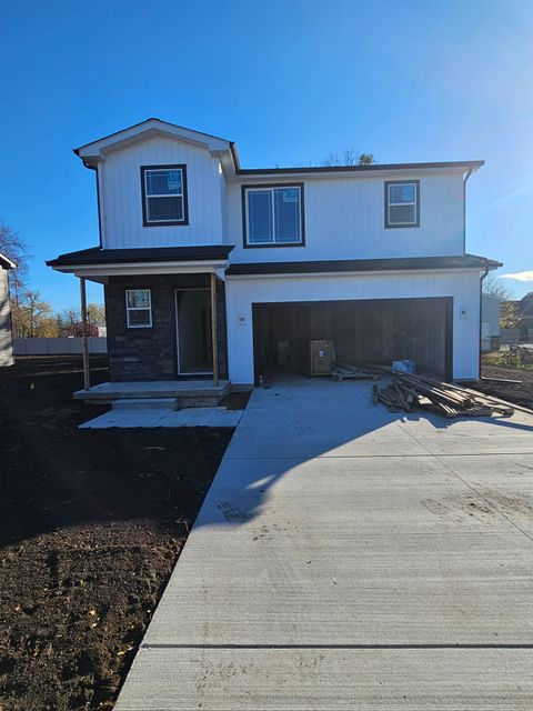 A home in Saginaw Twp