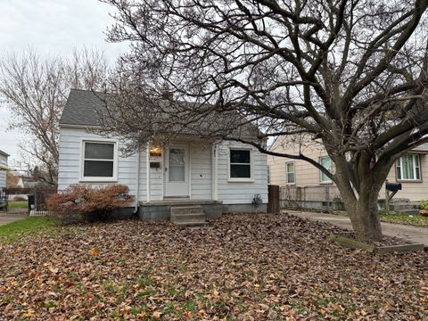 A home in Harper Woods