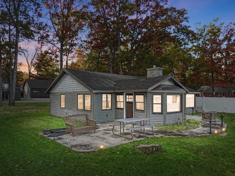 A home in Gerrish Twp