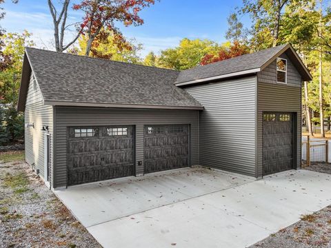 A home in Gerrish Twp