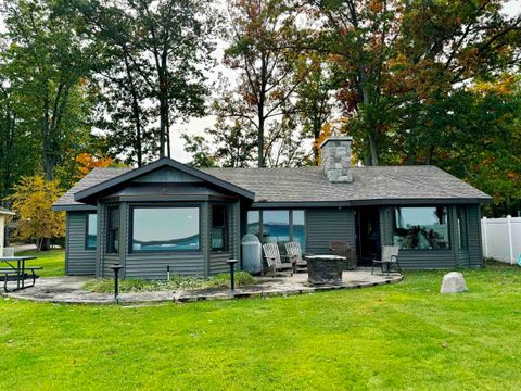 A home in Gerrish Twp