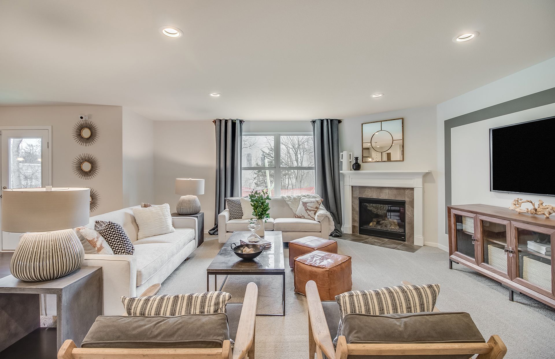 9267 HEMLOCK Lane