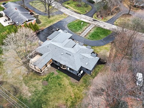 A home in Bloomfield Twp