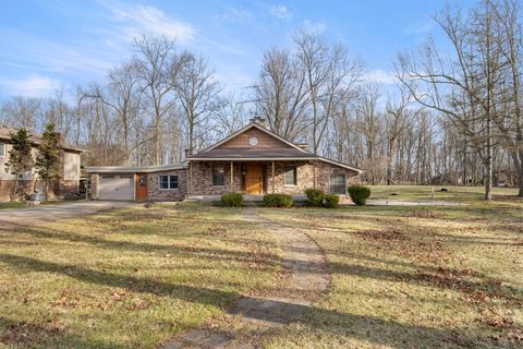 A home in Grosse Ile Twp