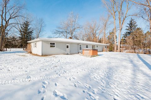 A home in Birch Run Twp