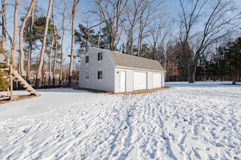 A home in Birch Run Twp