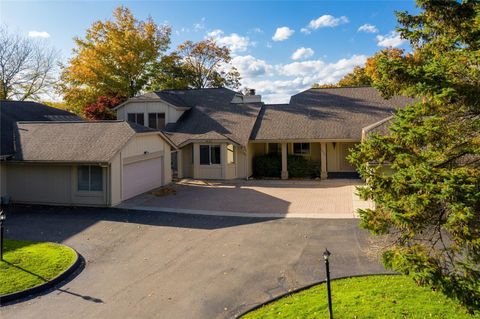 A home in Bloomfield Twp