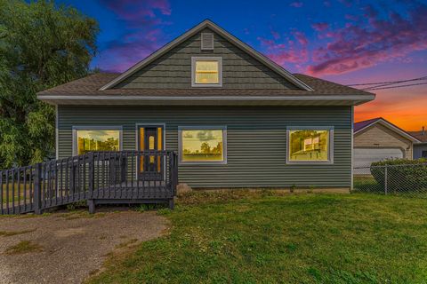 A home in Roscommon Twp