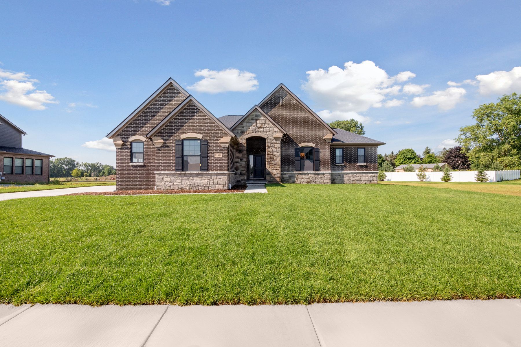 View Washington Twp, MI 48094 house