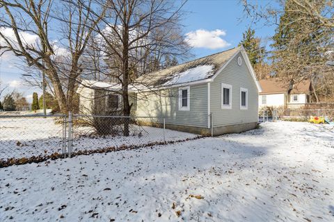 A home in Metamora Vlg