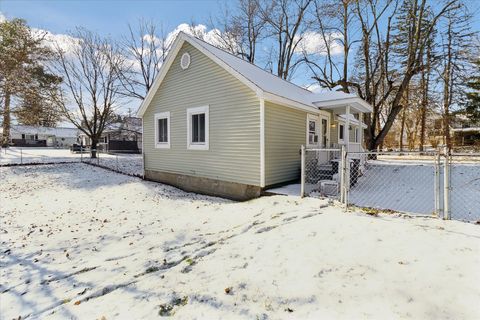 A home in Metamora Vlg