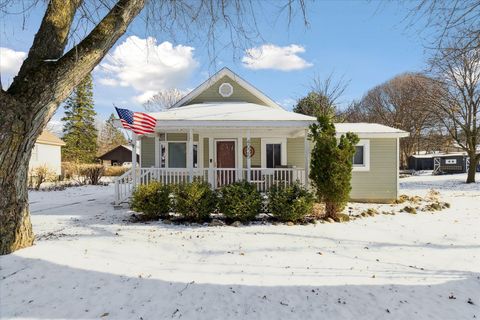 A home in Metamora Vlg