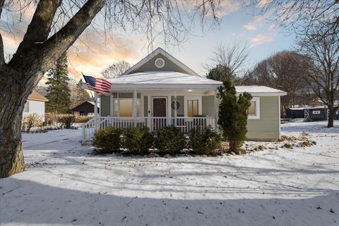 A home in Metamora Vlg