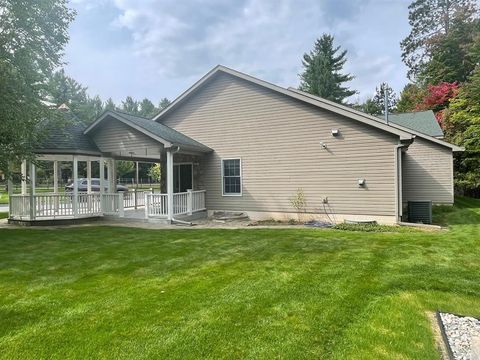 A home in Richfield Twp