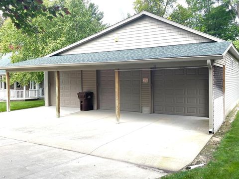 A home in Richfield Twp