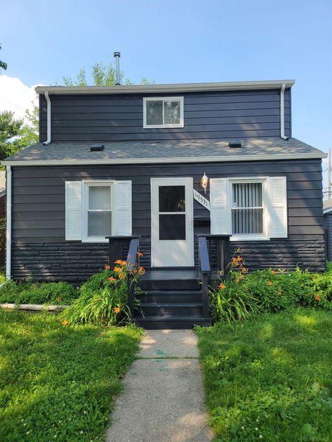 19531 Parkside Street St Clair Shores City MI 48080