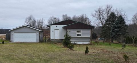 A home in Parma Twp